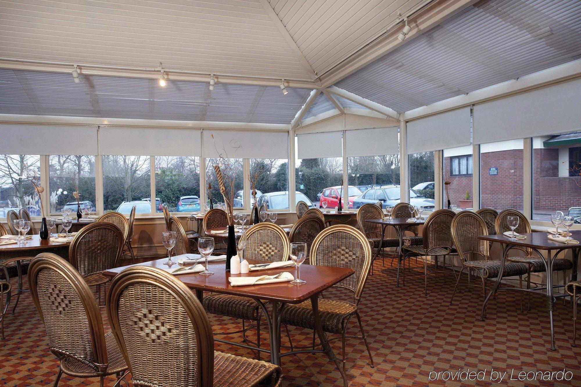 Himley Country Hotel دادلي المطعم الصورة